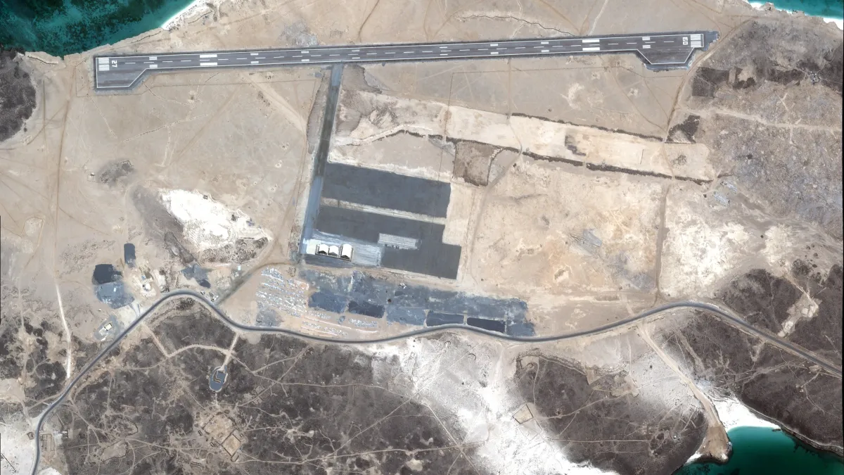 الحوثيون المدعومون من إيران يسيطرون على جزيرة ميون الاستراتيجية: هل يمكنهم الاحتفاظ بها؟